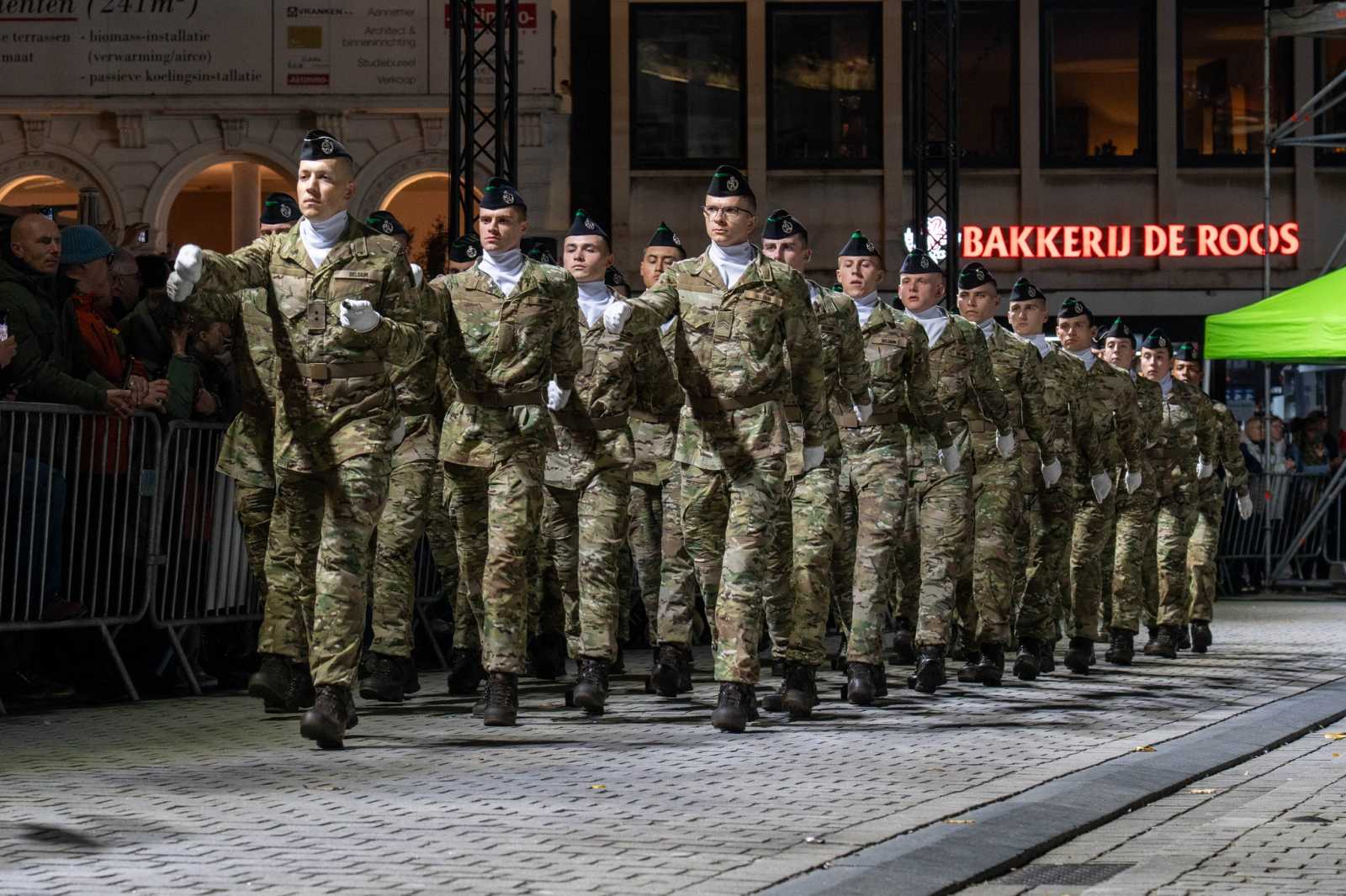 A fiatal önkénteseket a haditengerészet, a légierő és a szárazföldi haderő felügyeleti feladataira osztják be. | Illusztráció | Fotó forrása: defence.be/Facebook