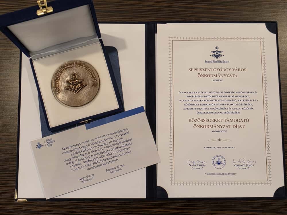 Elismerés Sepsiszentgyörgynek | Fotó: Sepsiszentgyörgy Önkormányzata