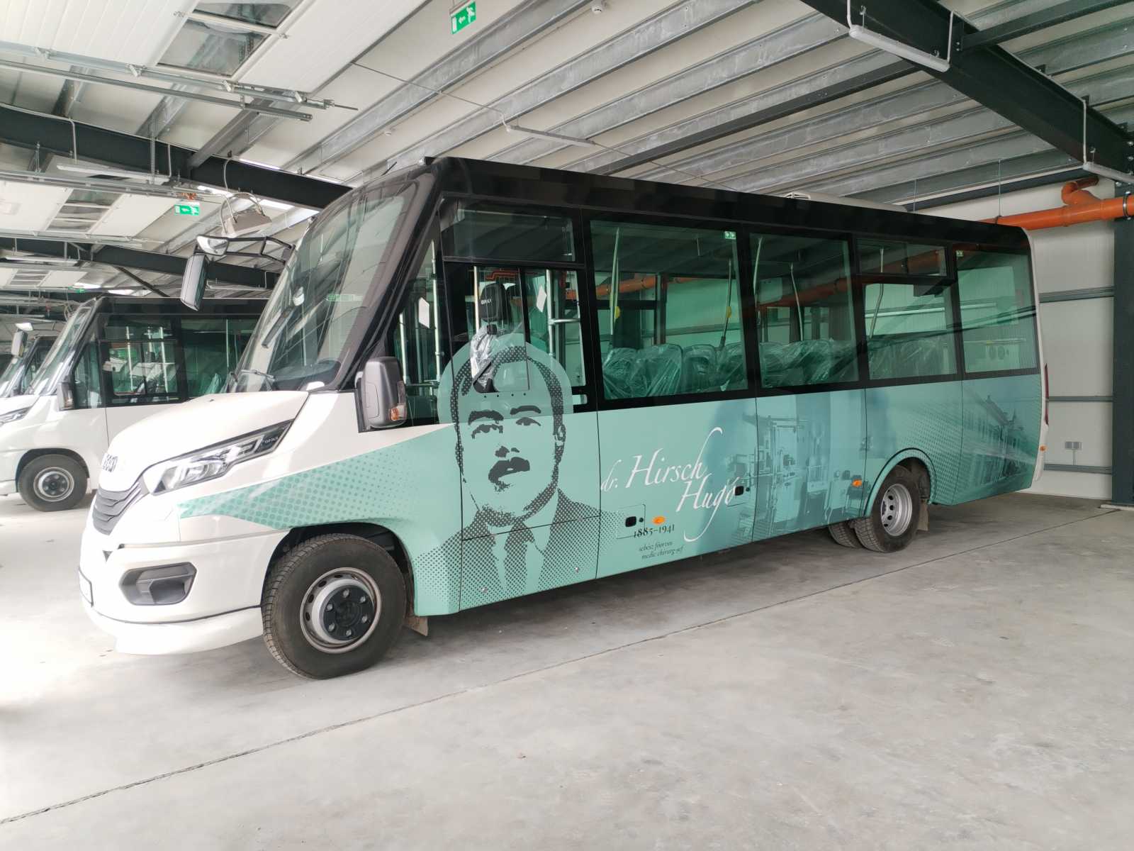 Útra készen állnak az új buszok Csíkszeredában. | Fotók: F.E.