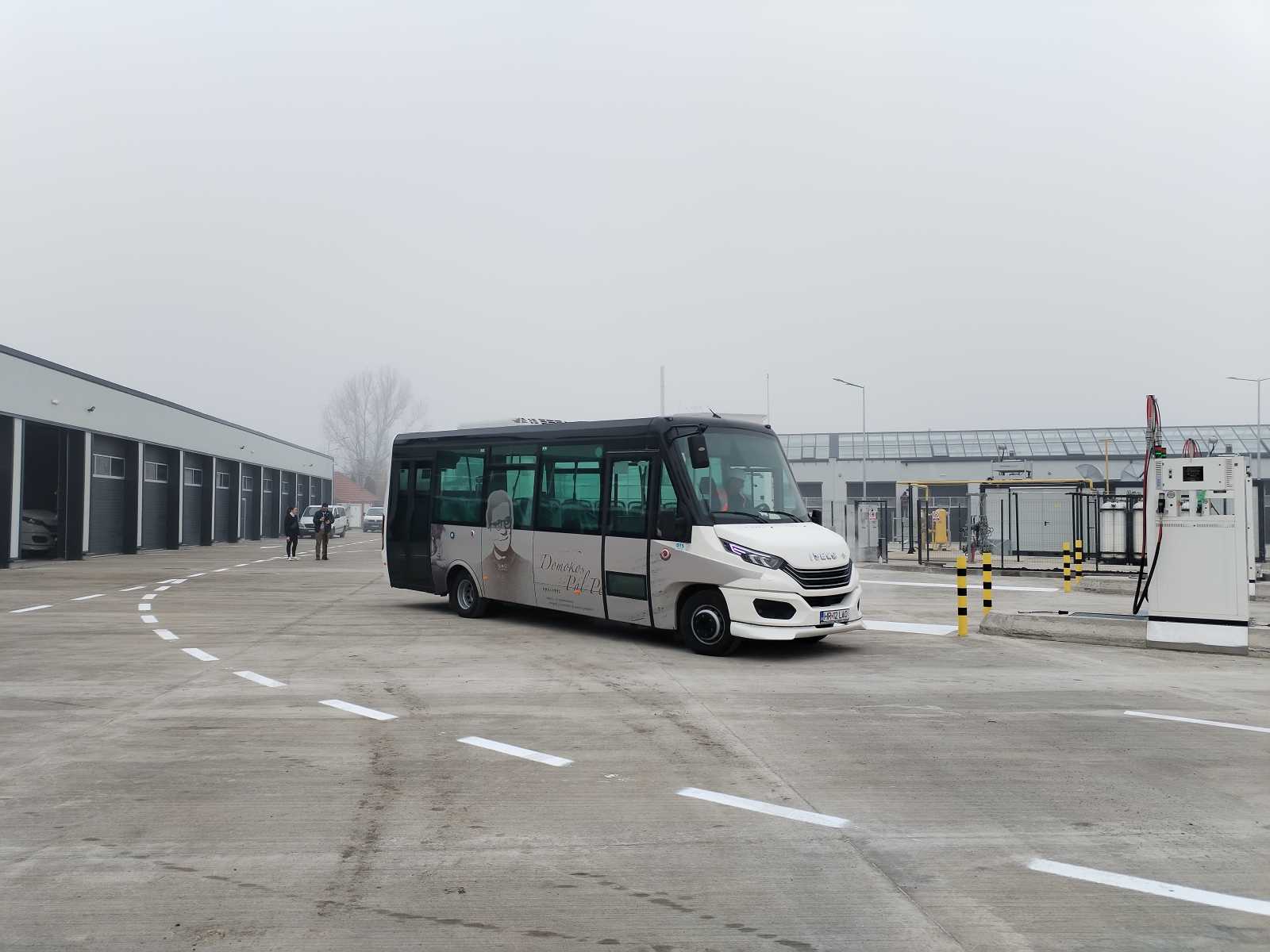 A telephely és a töltőállomás is elkészült.