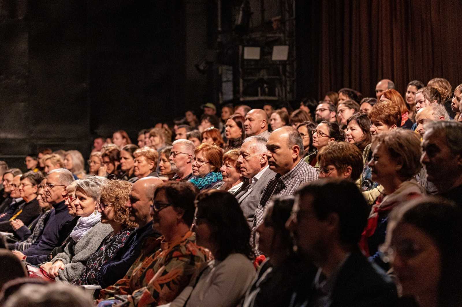 A díjátadóra a marosvásárhelyi könyvvásáron került sor | Fotó: A szervezők