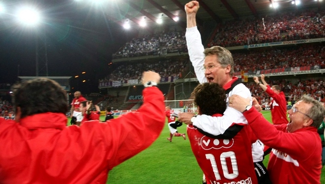 A Bölöni vezette Standard de Liège megnyeri a belga bajnokságot 2009. május 24-én l Fotó: wordpress.com