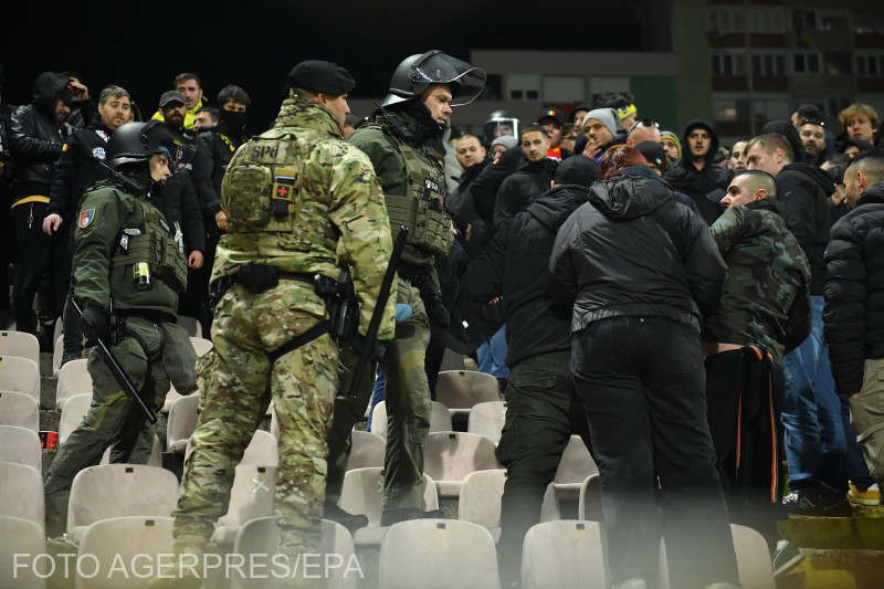 Nem bántak kesztyűs kézzel a román ultrákkal a bosnyákok | Fotó: Agerpres
