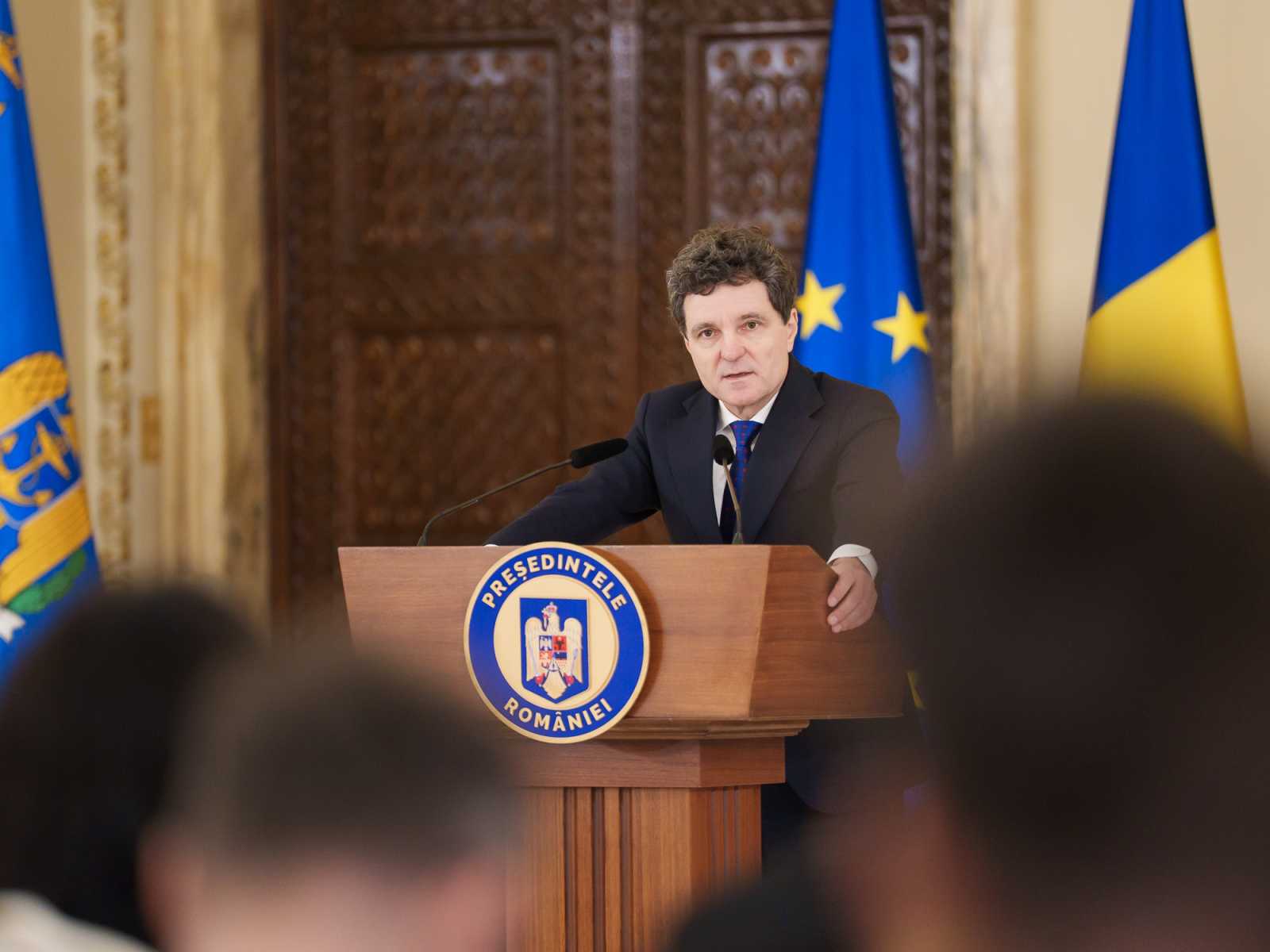 Az államfő szerint mindenki látja a megoldást. | Fotó: presidency.ro