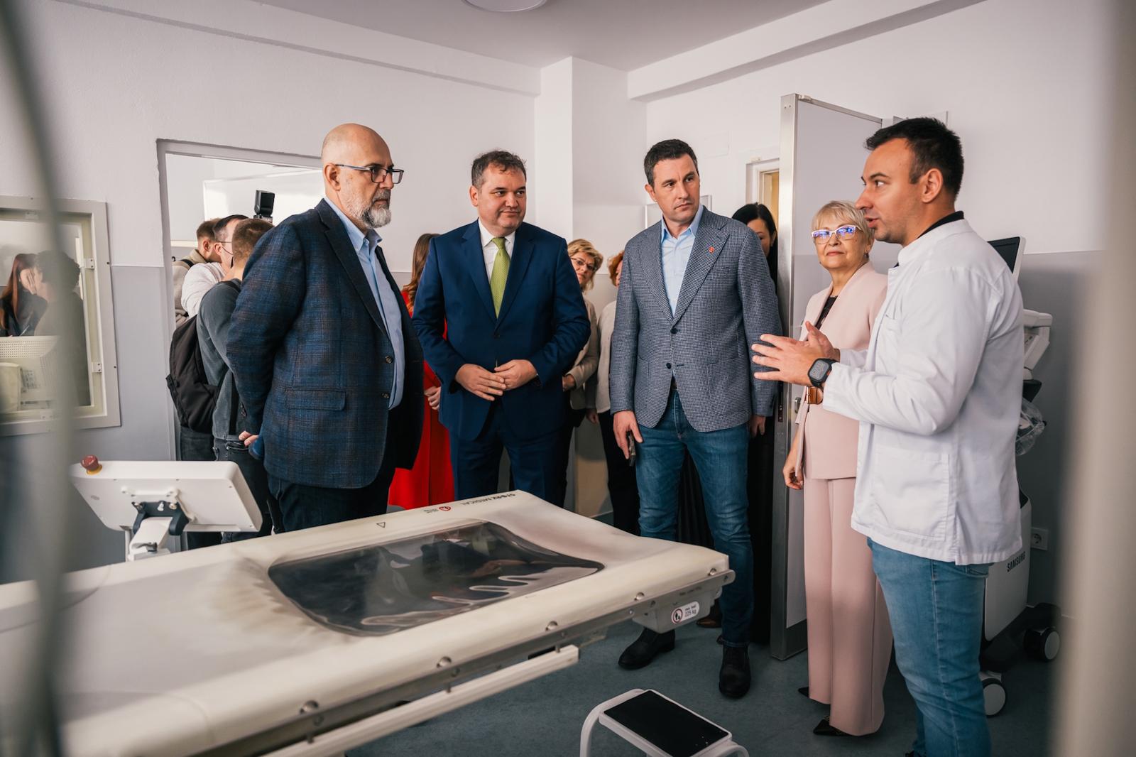 Az esemény az épület bejárásával zárult. | Fotó: Kelemen Hunor Facebook-oldala