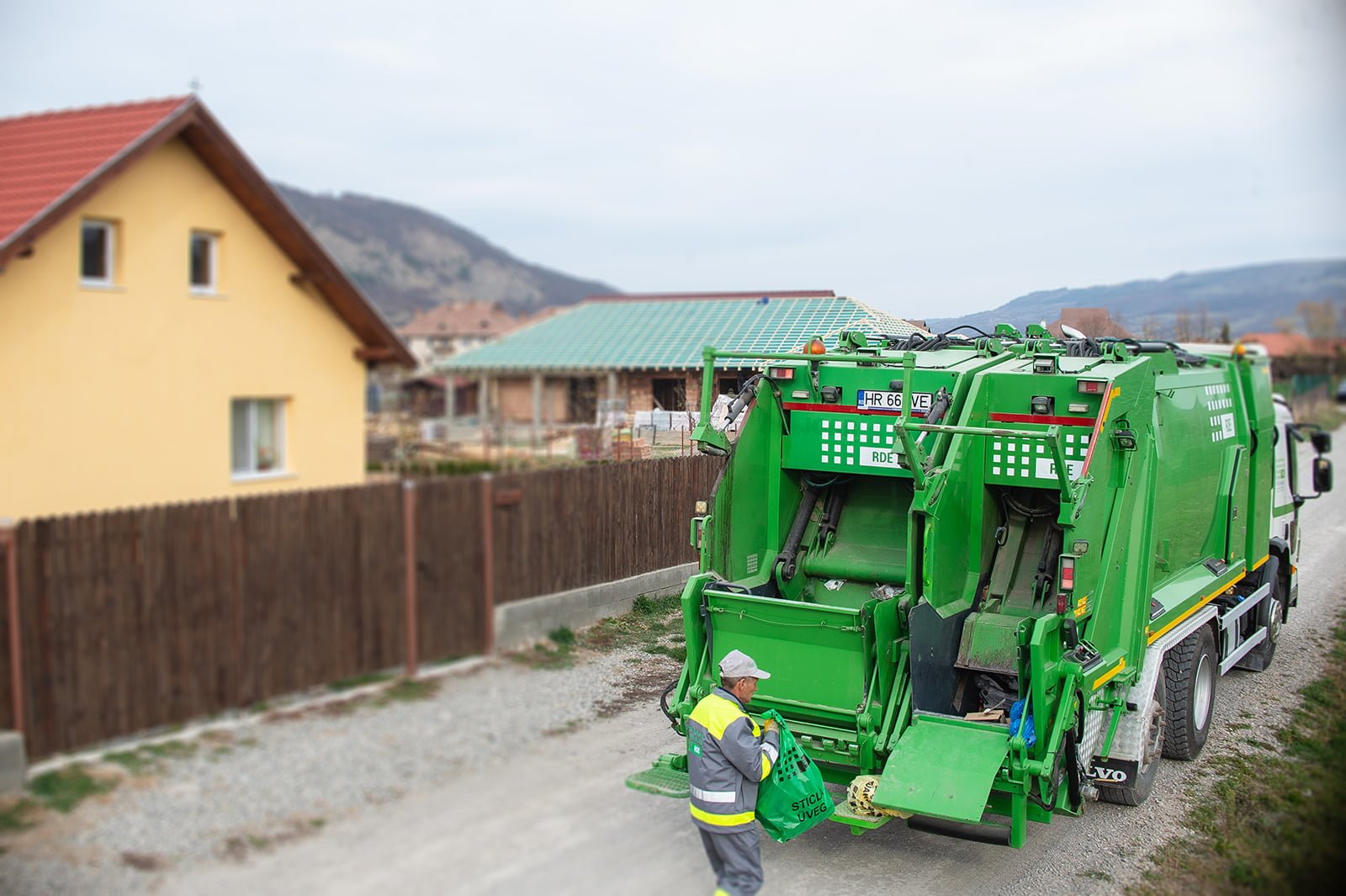 Szelektív hulladékgyűjtés Székelyudvarhelyen. A zöld hulladékért már külön kell fizetni | Fotó: RDE Hargita