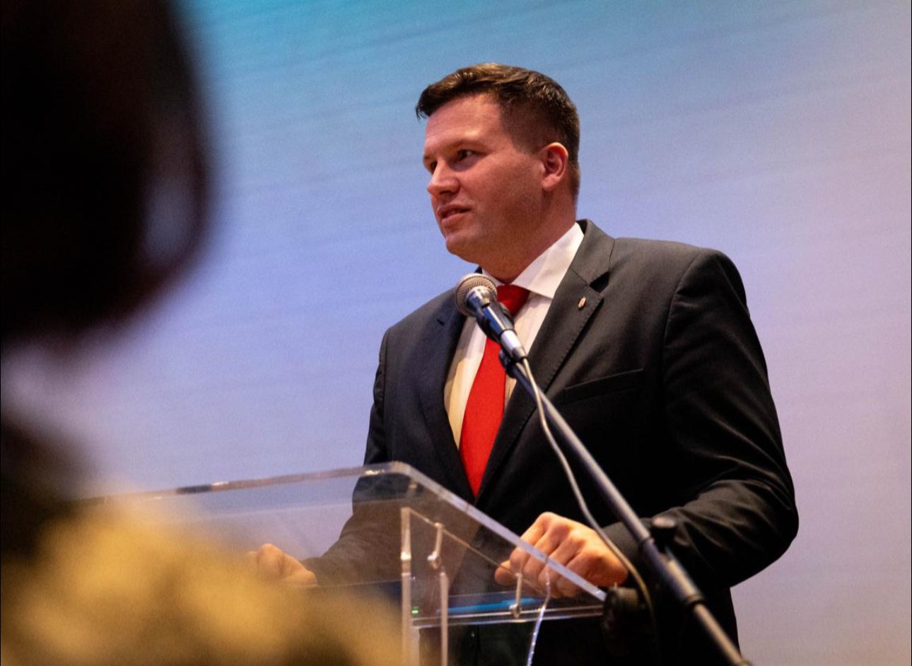 Grezsa Csaba | Fotók: Magyarország Főkonzulátusa Kolozsvár/Facebook