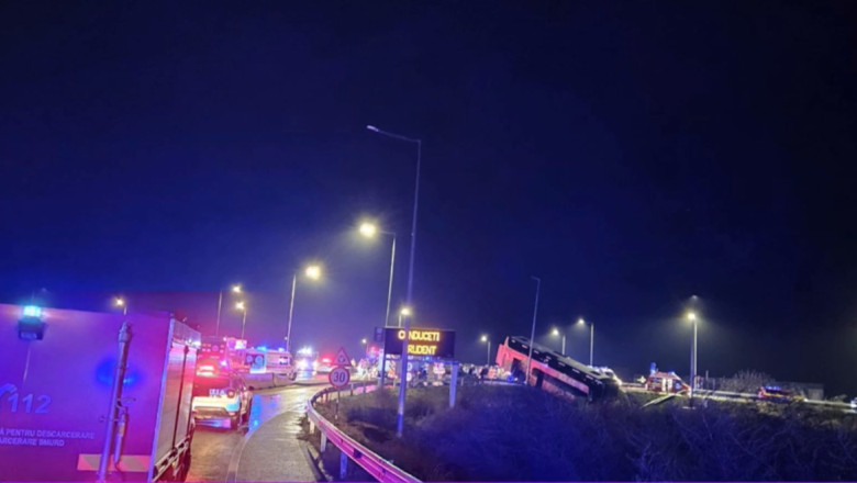 Buszbaleset. | Fotó: katasztrófavédelem