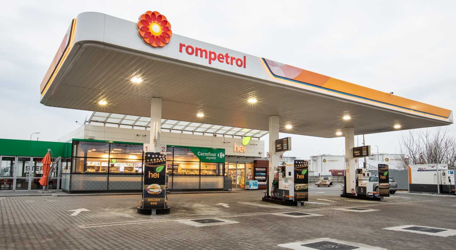 Az országban 1400 Rompetrol benzinkút működik | Fotó: Facebook/Rompetrol
