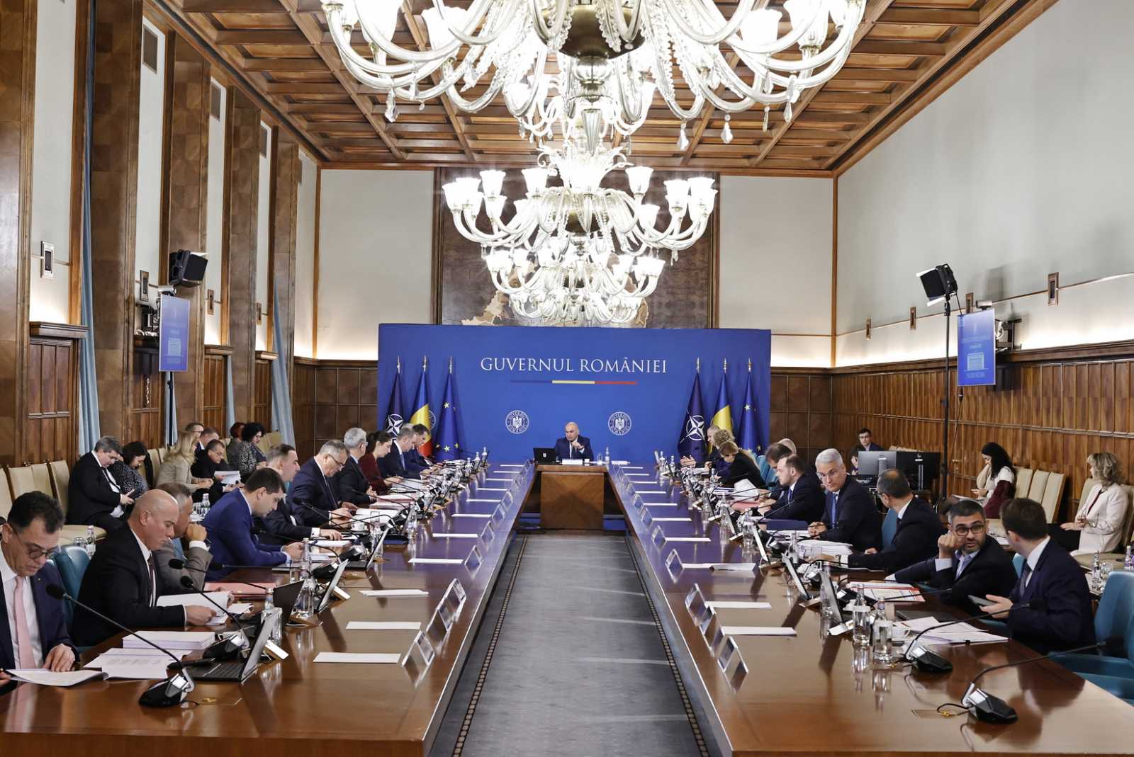 A kormány még e hónap végéig elfogadná a kiigazítást | Fotó: gov.ro