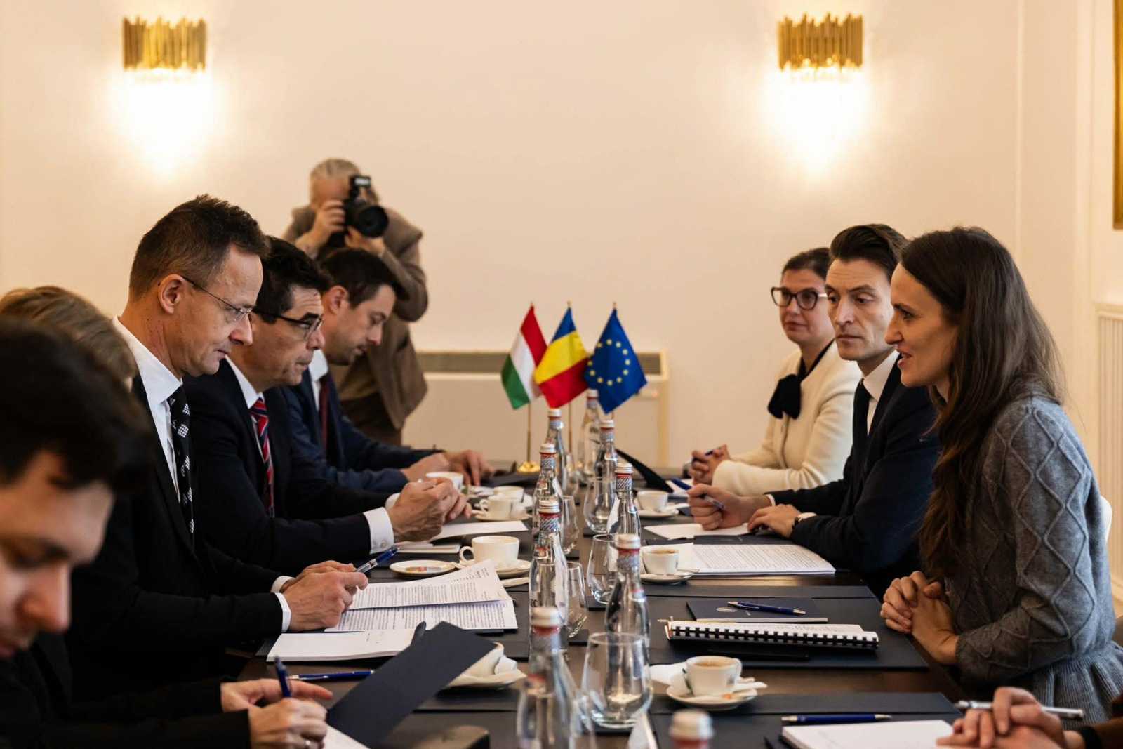 Szijjártó Péter Oana Țoiu román külügyminiszterrel is tárgyalt Fotó: Szijjártó Péter Facebook oldala