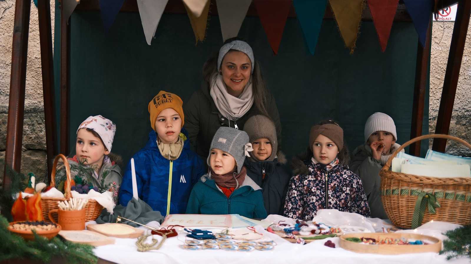 A gyermekek jobb iskolai körülményeire gyűjtenek. 