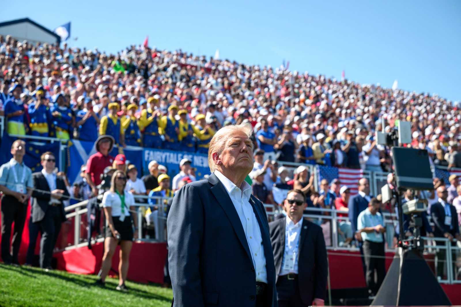 Donald Trump nem titkolta, hogy Nobel-békedíjra pályázik | Fotó: Donald Trump Facebook-oldala