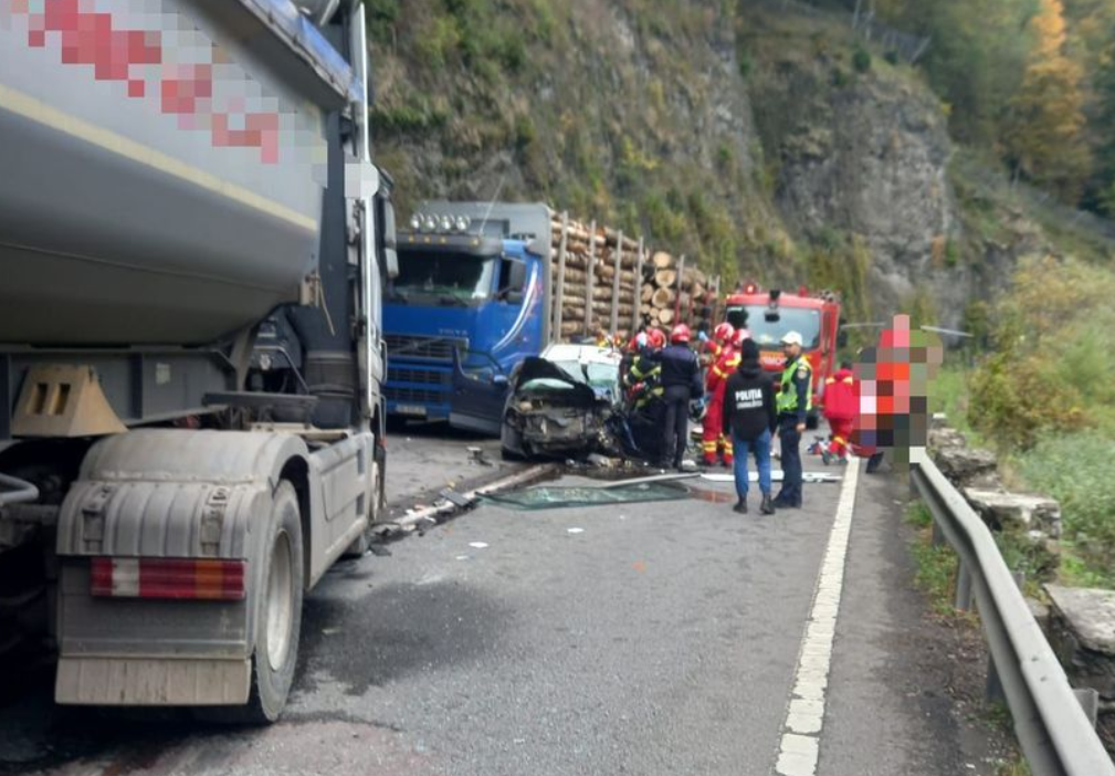 Két autó ütközött össze | Fotó: katasztrófavédelem