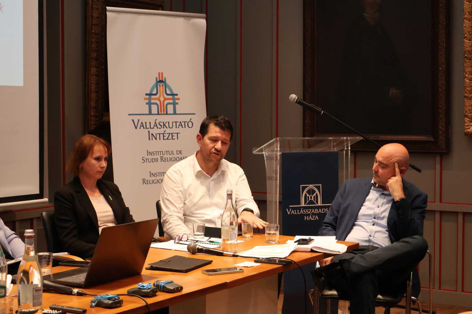 Kallós Zoltán államtitkár szerint sok esetben nem a szakma miatt mennek szakiskolába a diákok, hanem mert nem hiszik, hogy le tudnának érettségizni.