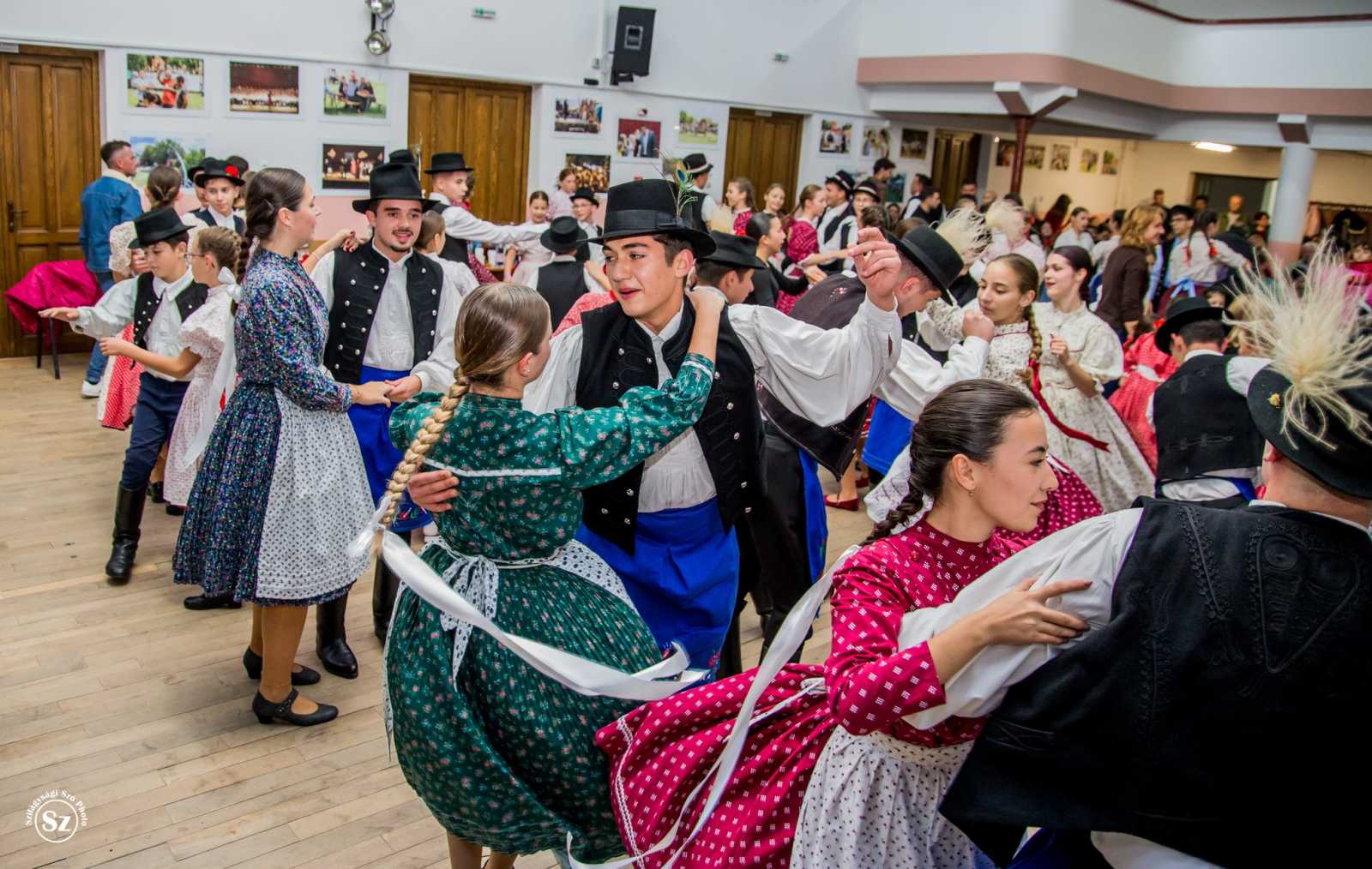 A 20 éves múltra visszatekintő krasznai táncházmozgalmat ünnepelték | Fotó: Kulcsár Mária