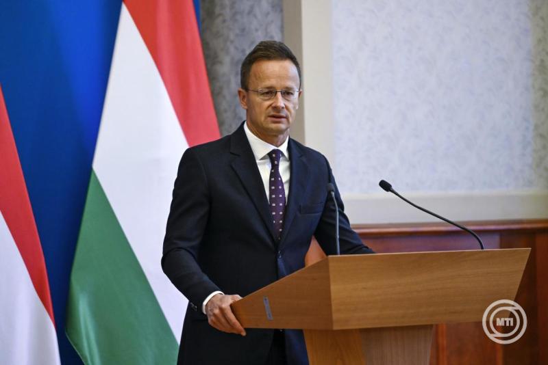Szijjártó Péter elmondta: Magyarország továbbra is készen áll helyszínt adni a csúcsértekezletnek Fotó: MTI