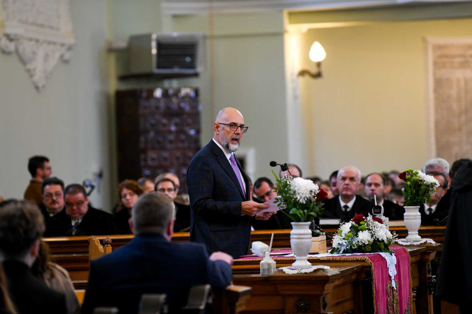Kelemen Hunor kiemelte, ezek a falak sokat láttak, de az iskola mindig formálta a jövőt | Fotó: Czinzel László