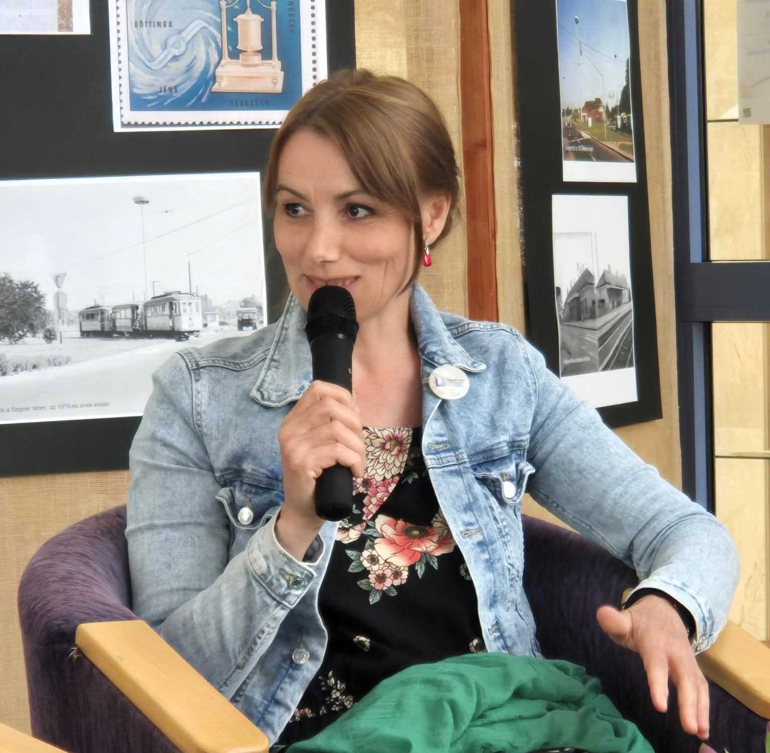 Iancu Laura 25 éve alkot. | Fotók. Iancu Laura személyes archívuma