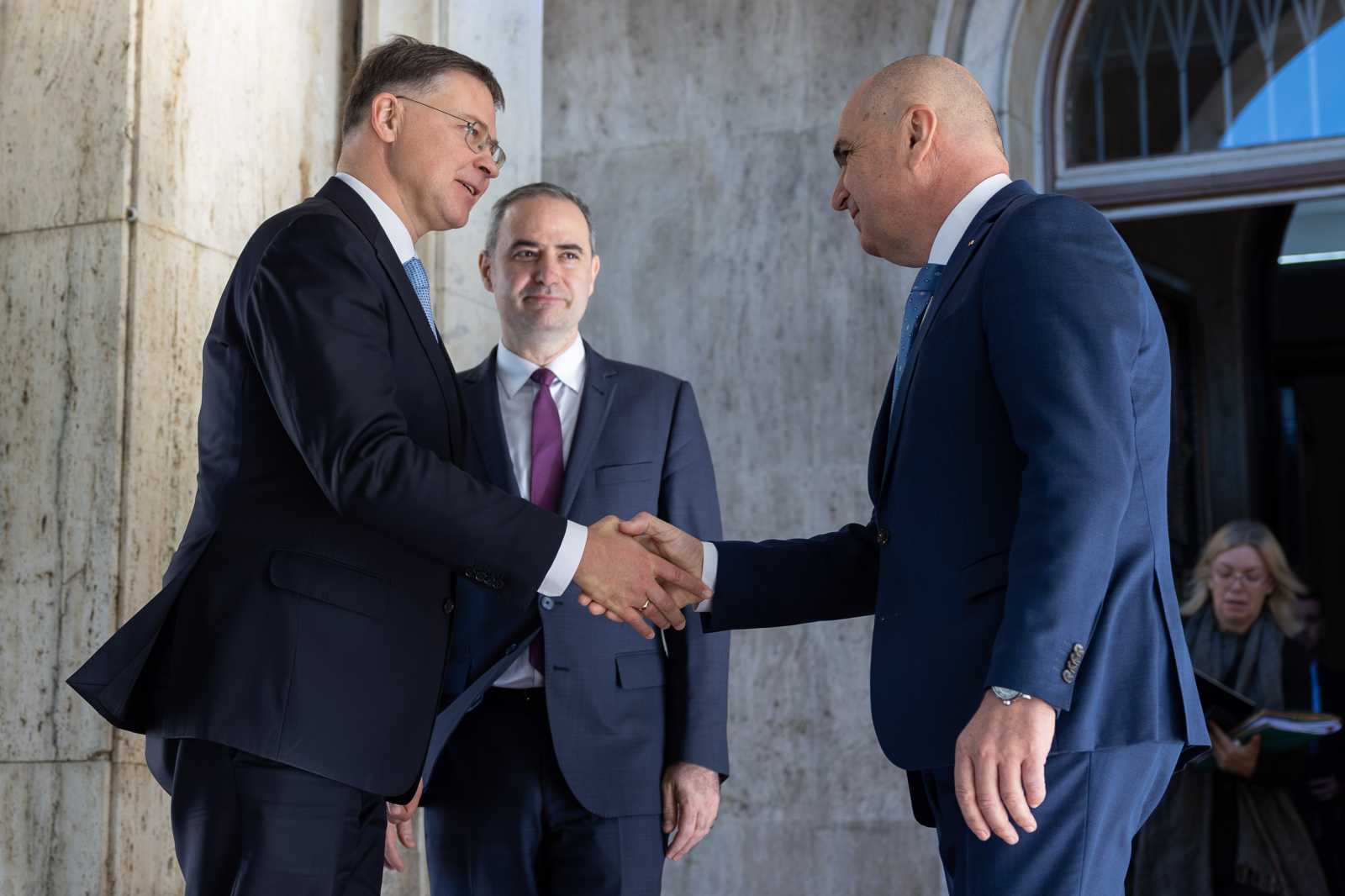 A gazdasági biztos Ilie Bolojannal egyeztetett | Fotó: gov.ro