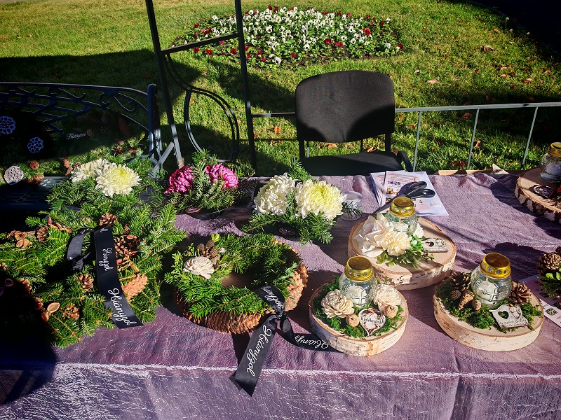 Gyönyörű kézműves koszorúk