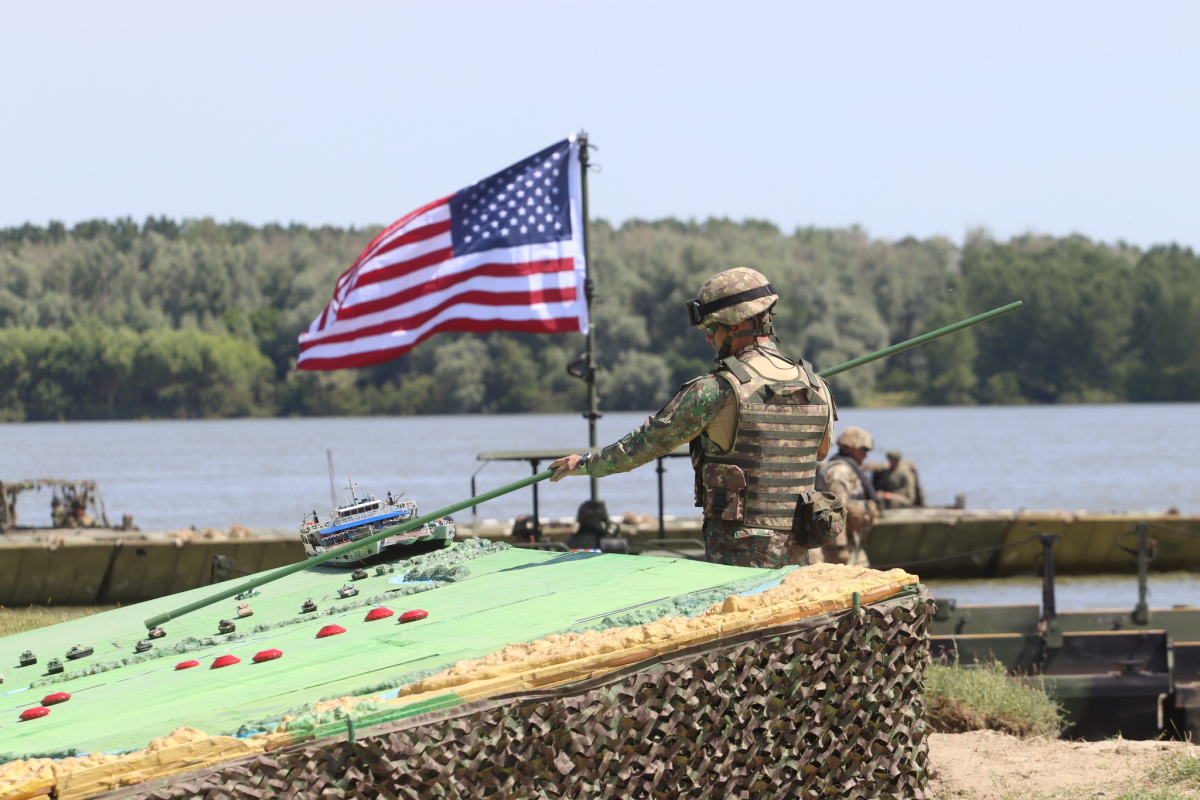 Megvalósul-e a gyakorlatban is a részleges amerikai kivonulás Romániából? Fotó: Defense Romania Facebook oldal