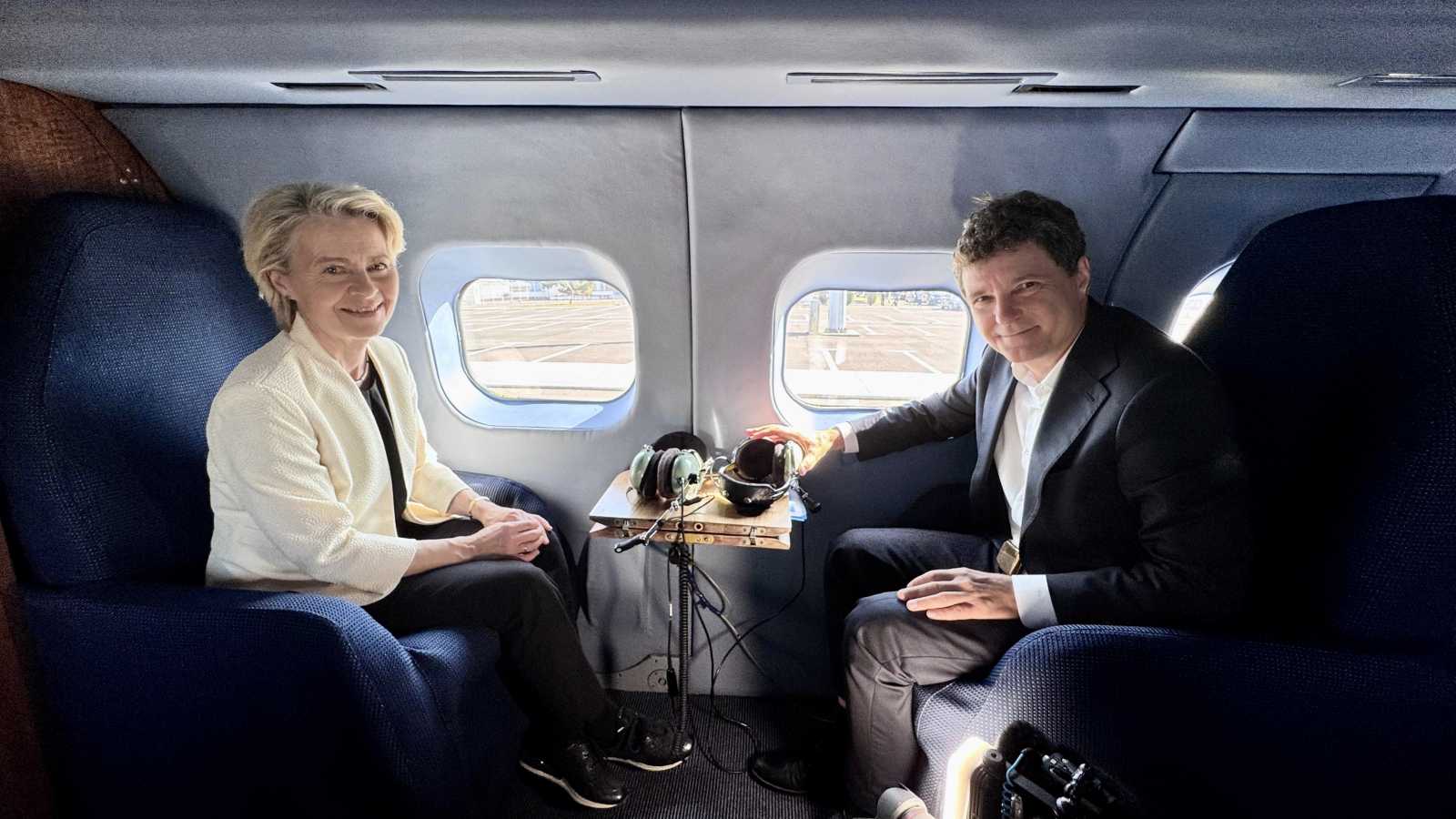 Helikopterrel utaztak Konstancára | Fotó: presidency.ro