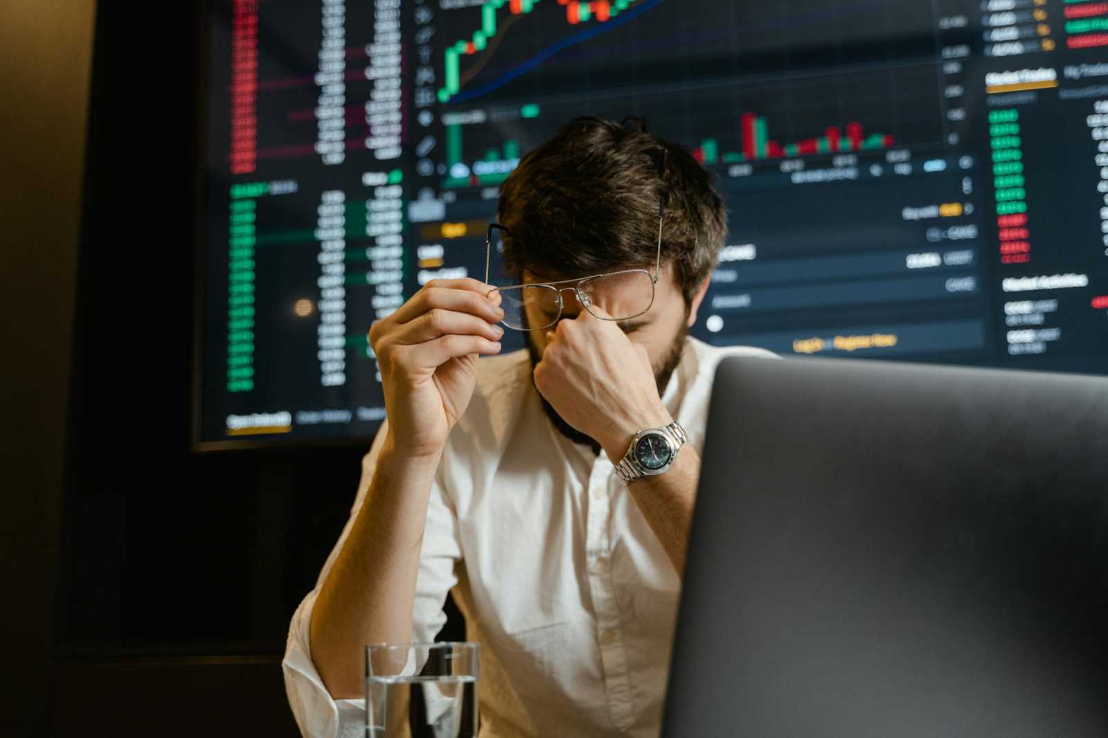 Hogy lehetne túljárni a multik eszén? | Fotó: Pexels