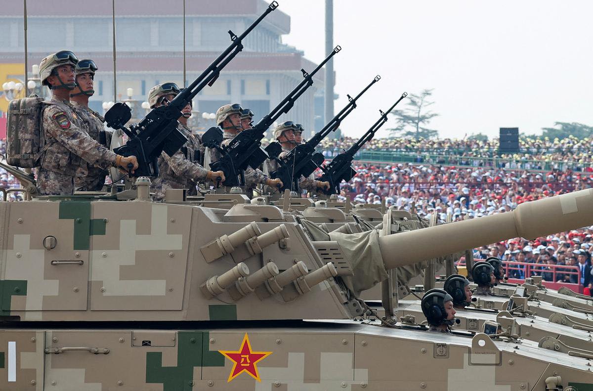 Katonai parádé Pekingben. Az erő is velük van Fotó: afrik-inform.com Facebook oldal 
