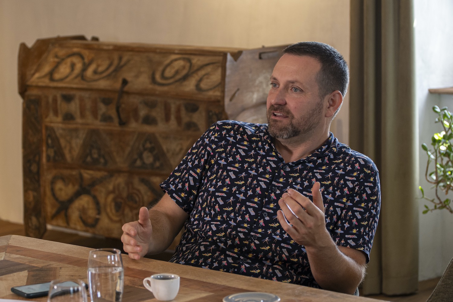 Orosz Örs interjú közben l Fotó: Válasz Online/Gerőcs Péter