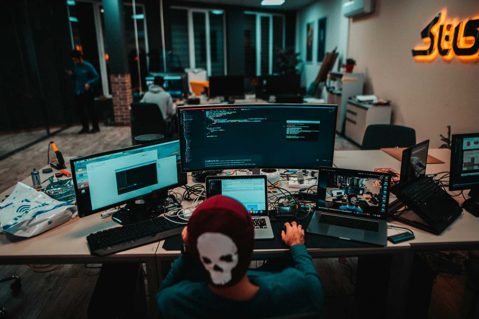 A főügyész szerint bizonyítottan orosz hackerekhez köthető számos Románia elleni kibertámadás, de ez a támadásoknak csak egy része. | Illustzráció | Fotó: Unsplash