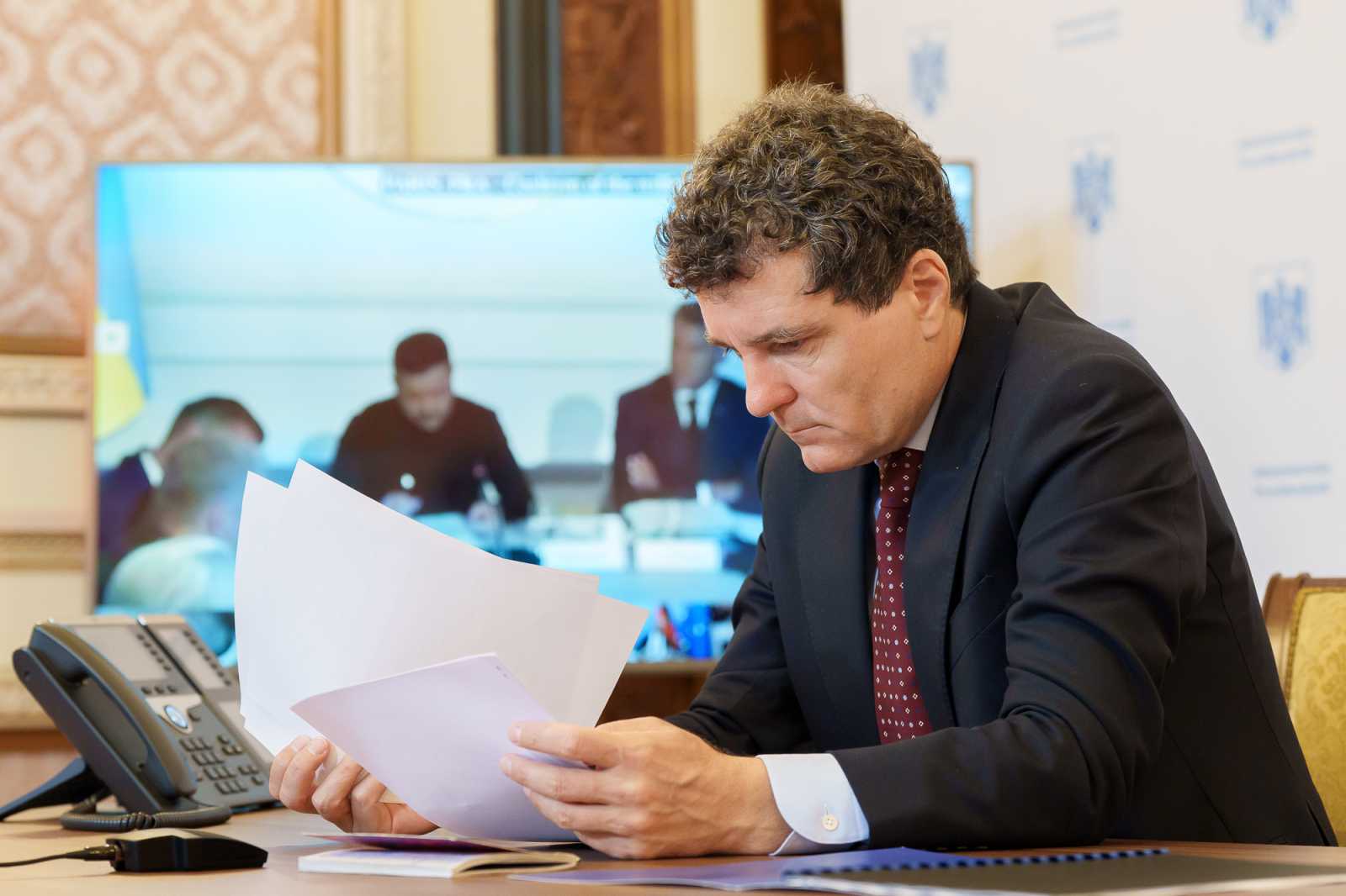 Javaslatát továbbították a védelmi bizottságoknak | Fotó: presidency.ro