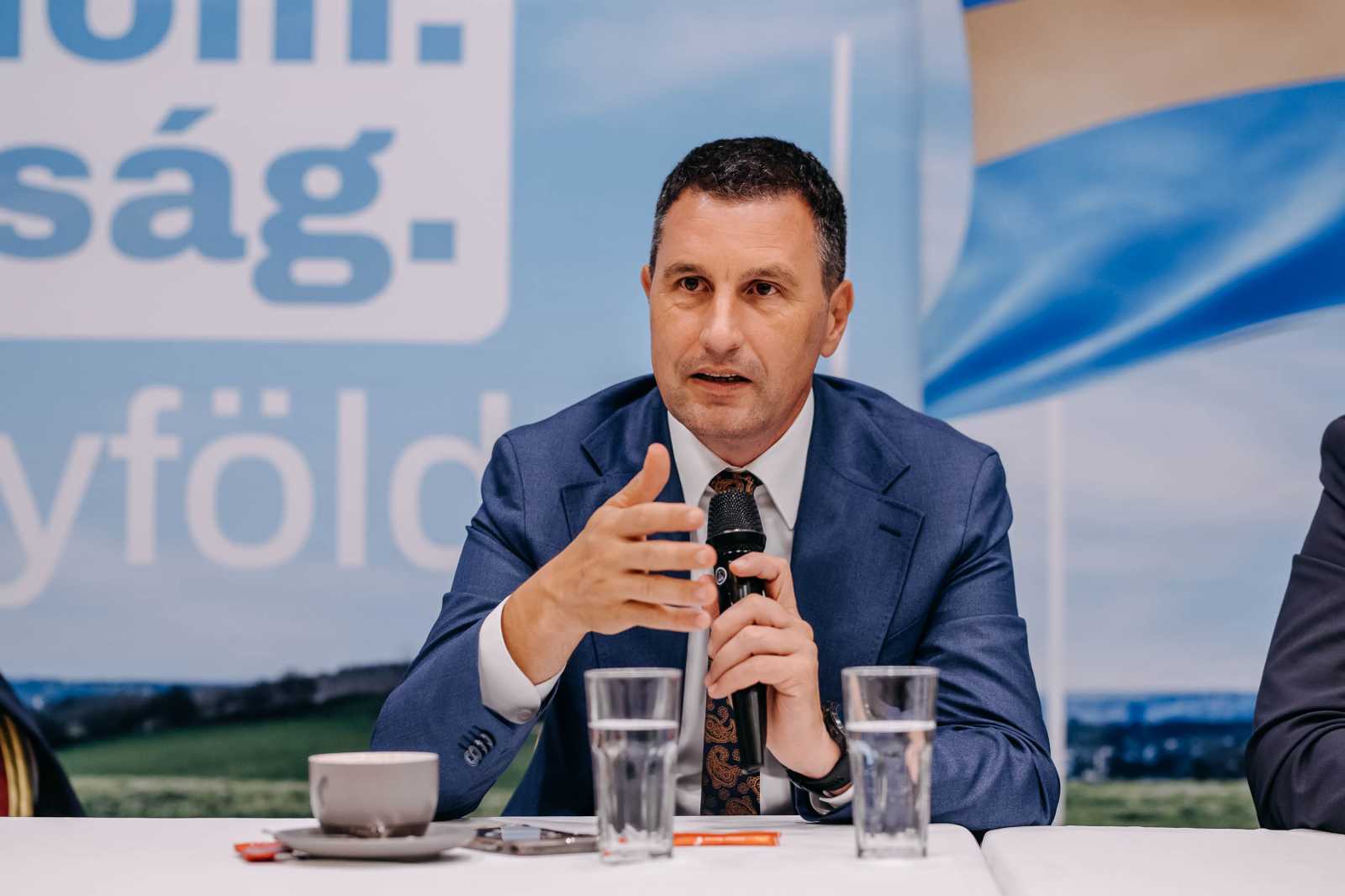 Tánczos Barna