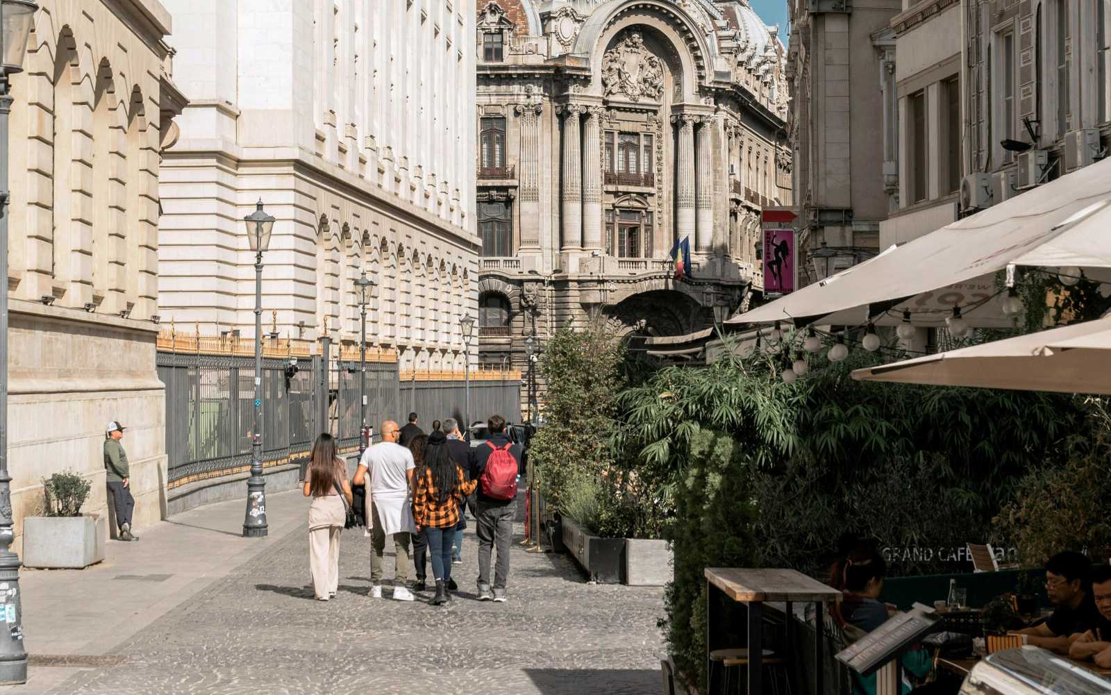 A legtöbben a hadseregben és a tűzoltókban bíznak | Fotó: Pexels
