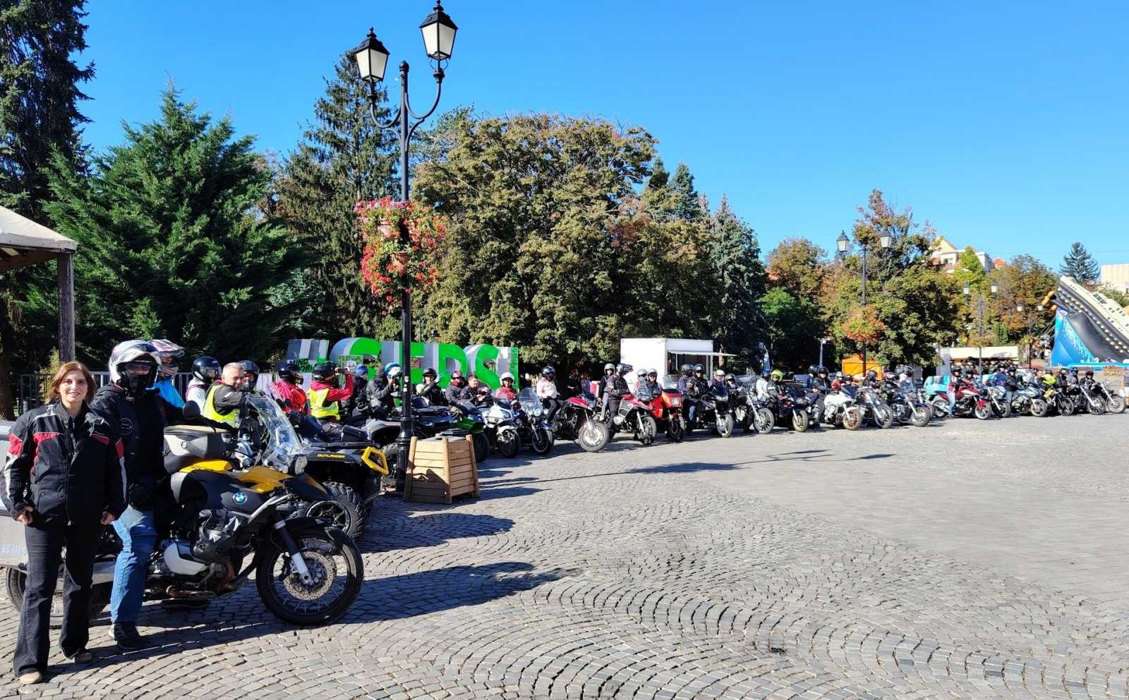 Népes közösség volt jelen a Legszebb napon | Fotó: Írisz Ház