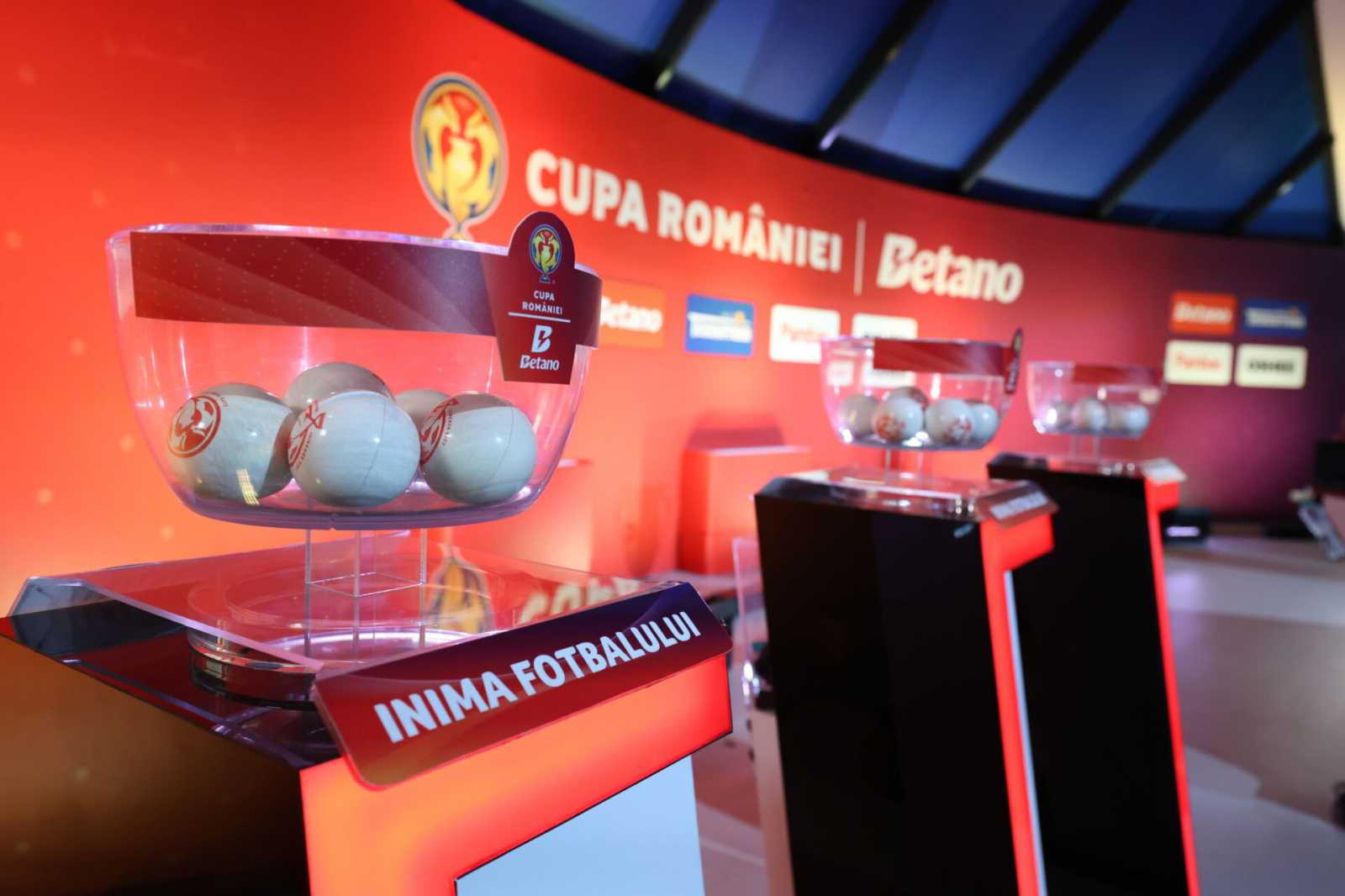 Izgalmas meccseket sorsoltak a Román Kupában | Fotó: frf.ro