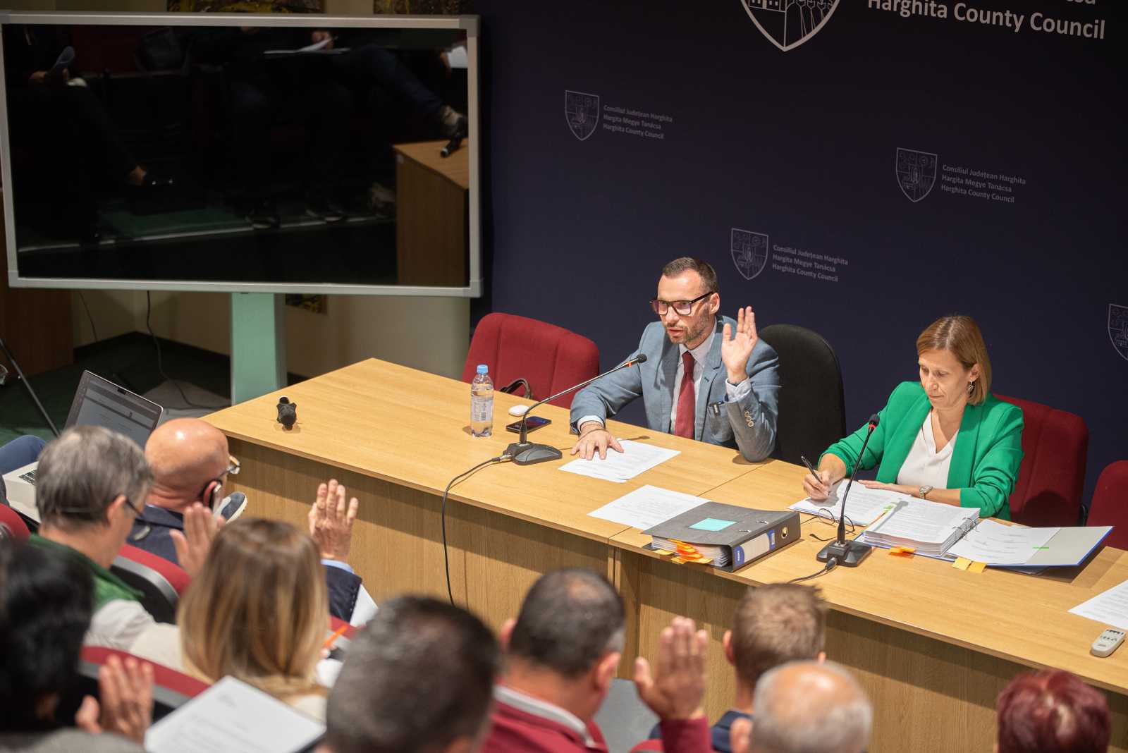 Fontos pénzügyi döntéseket hoztak. Átcsoportosítanak. | Fotó: Hargita Megye Tanácsa