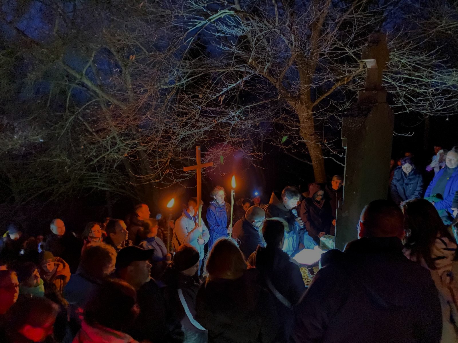 Tímár Sándor Asztrik atya vezette a zarándoklatot.