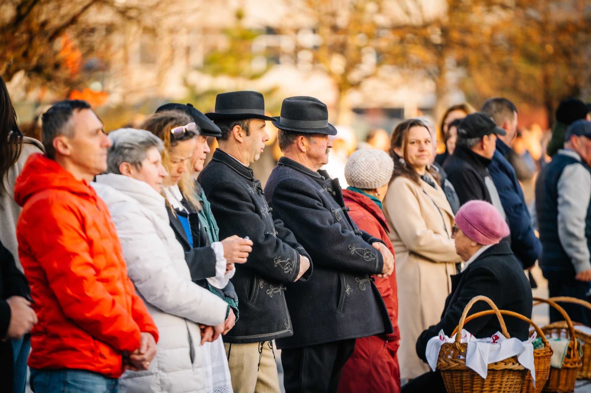 A cs&iacute;kszeredai szabadt&eacute;ri &eacute;telszentel&eacute;st, 25 &eacute;vvel ezelőtt, 2001-ben szervezt&eacute;k meg elősz&ouml;r.