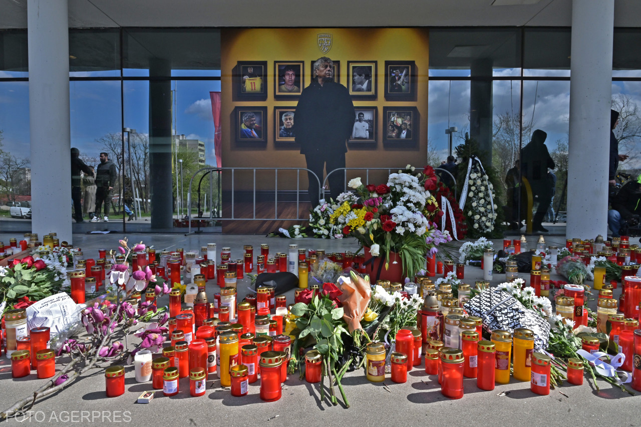 Gyászolnak | Fotó: Agerpres