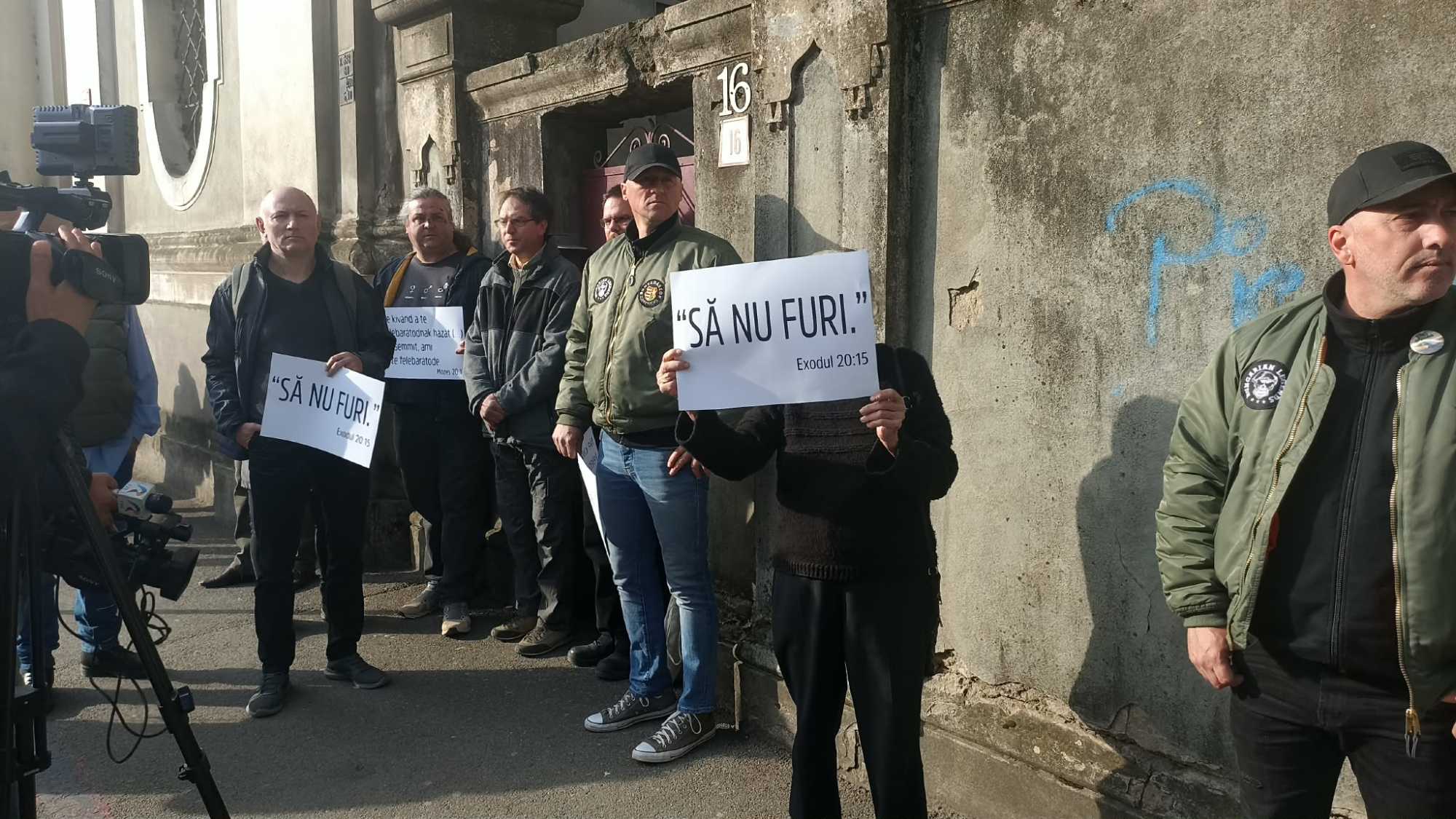 A hívek ezúttal is kiálltak az apát mellett | Fotó: A szerző felvétele