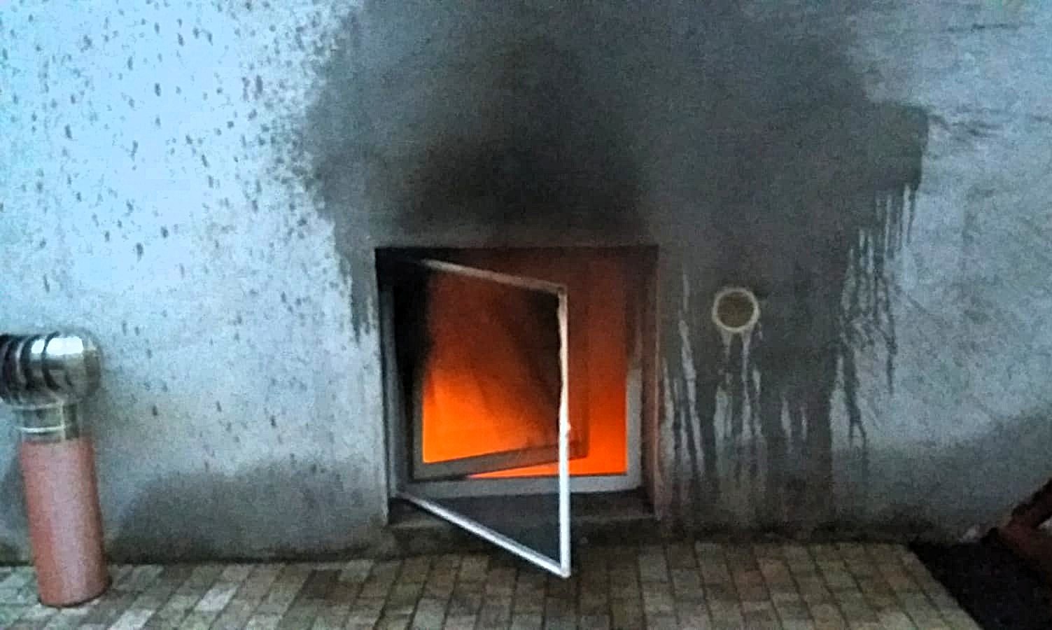 Az alagsorban keletkezett a tűz | Fotó: ISU Covasna