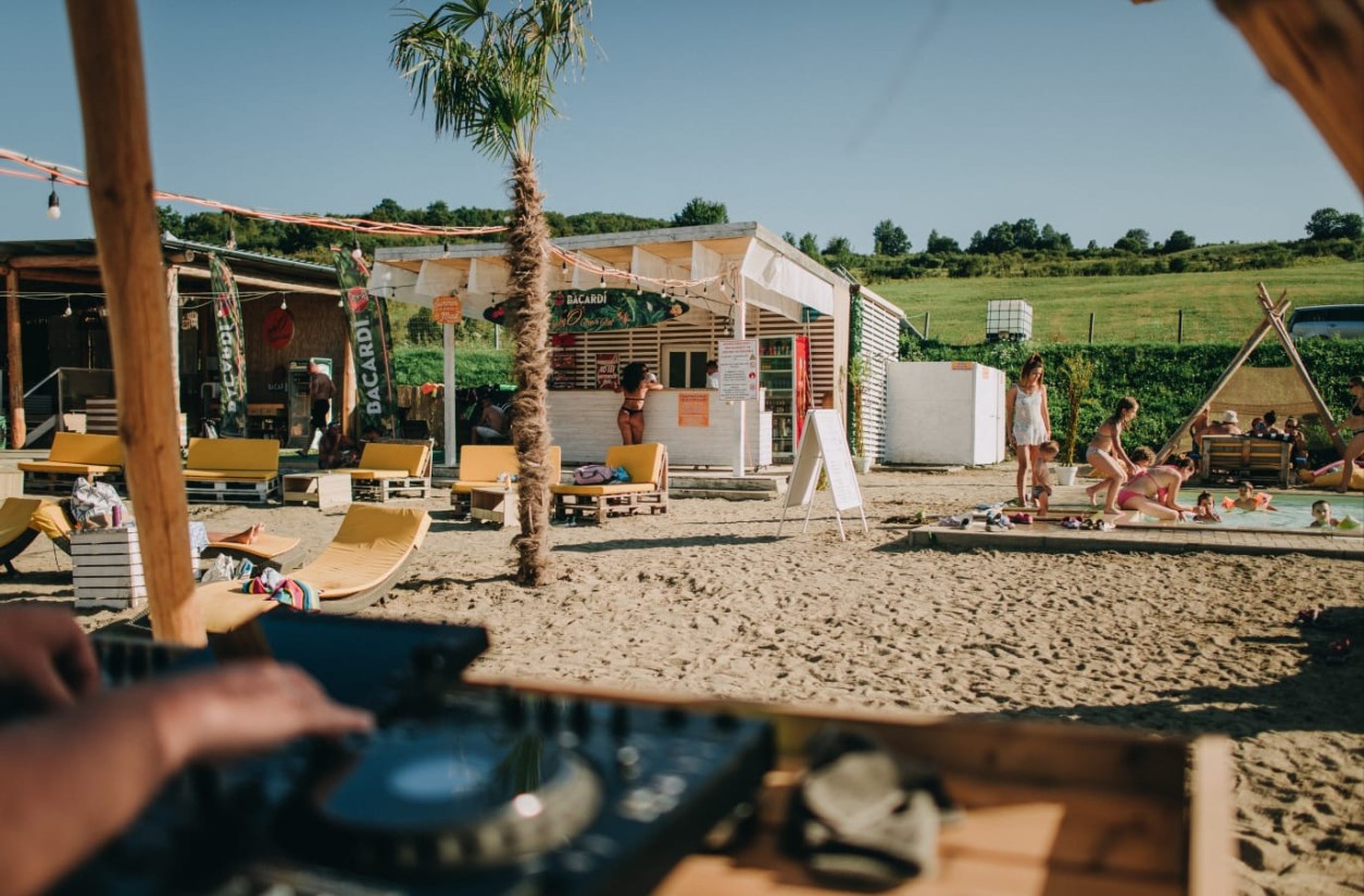 Tengerparti hangulat Székelyföld szívében. Már ilyen is van. 