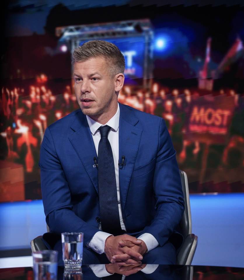 Magyar Péter miniszterelnök-jelölt a magyar köztelevízióban 2026. április 15-én l Fotó: Magyar Péter Facebook oldala