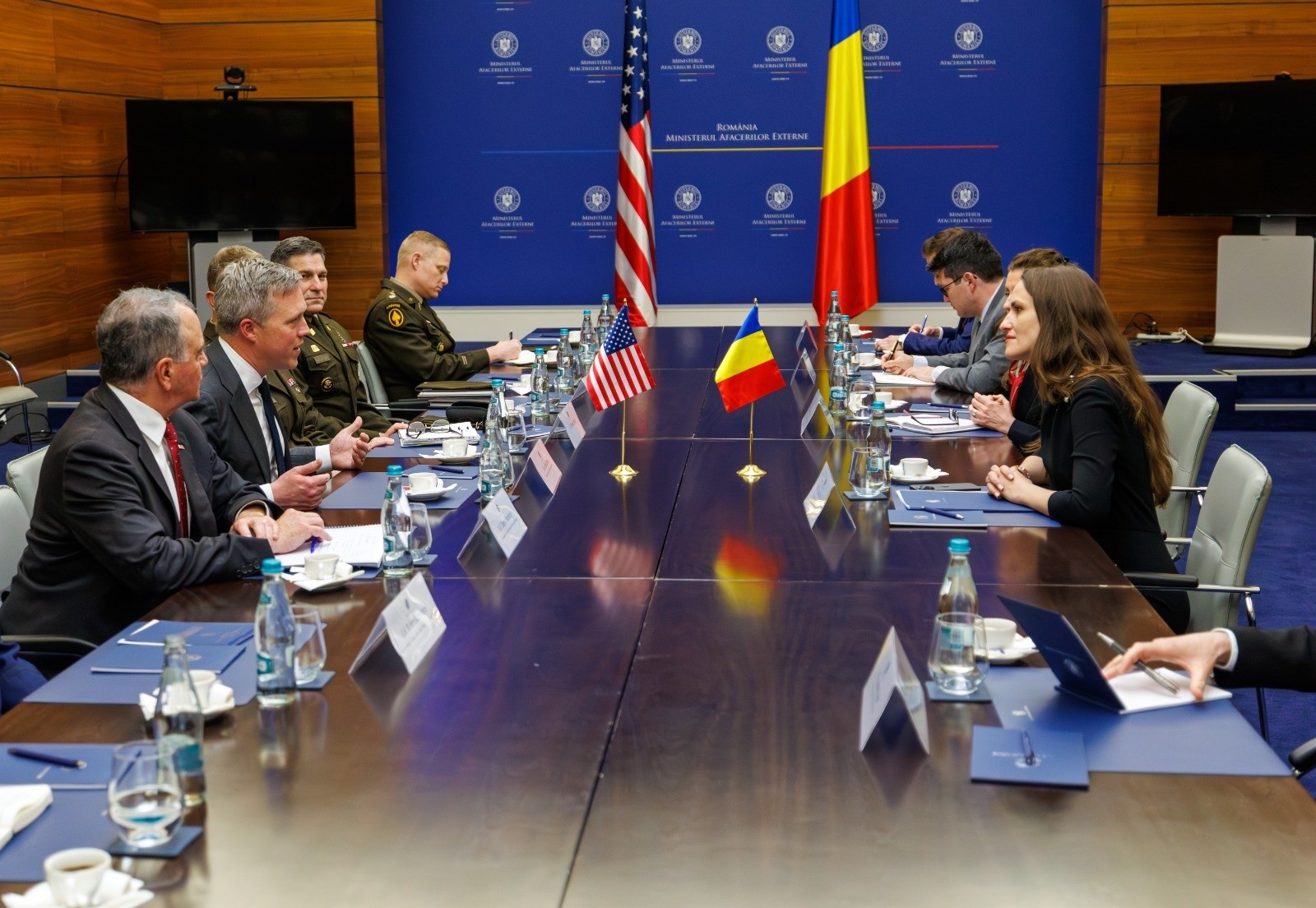 Befektetésekről és a gazdaságról is szó esett.  | Fotó forrása: Oana Țoiu Facebook-oldala