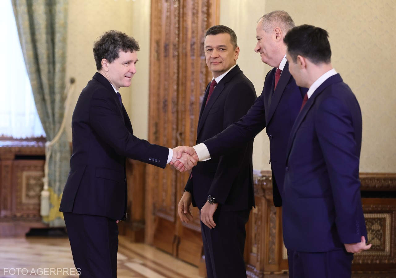 A múlt szerdai cotroceni-i konzultációk után az államfő is arról számolt be, a részt vevő valamennyi párt egyértelműen kizárta az együttműködést az AUR-ral. 