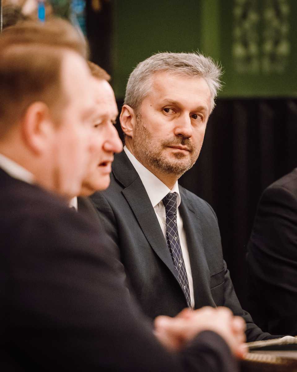 Mihai Porutiu a Iunona Egyesület alelnöke és Gabriel Șopandă nagykövet | Fotó: Bereczky Sándor