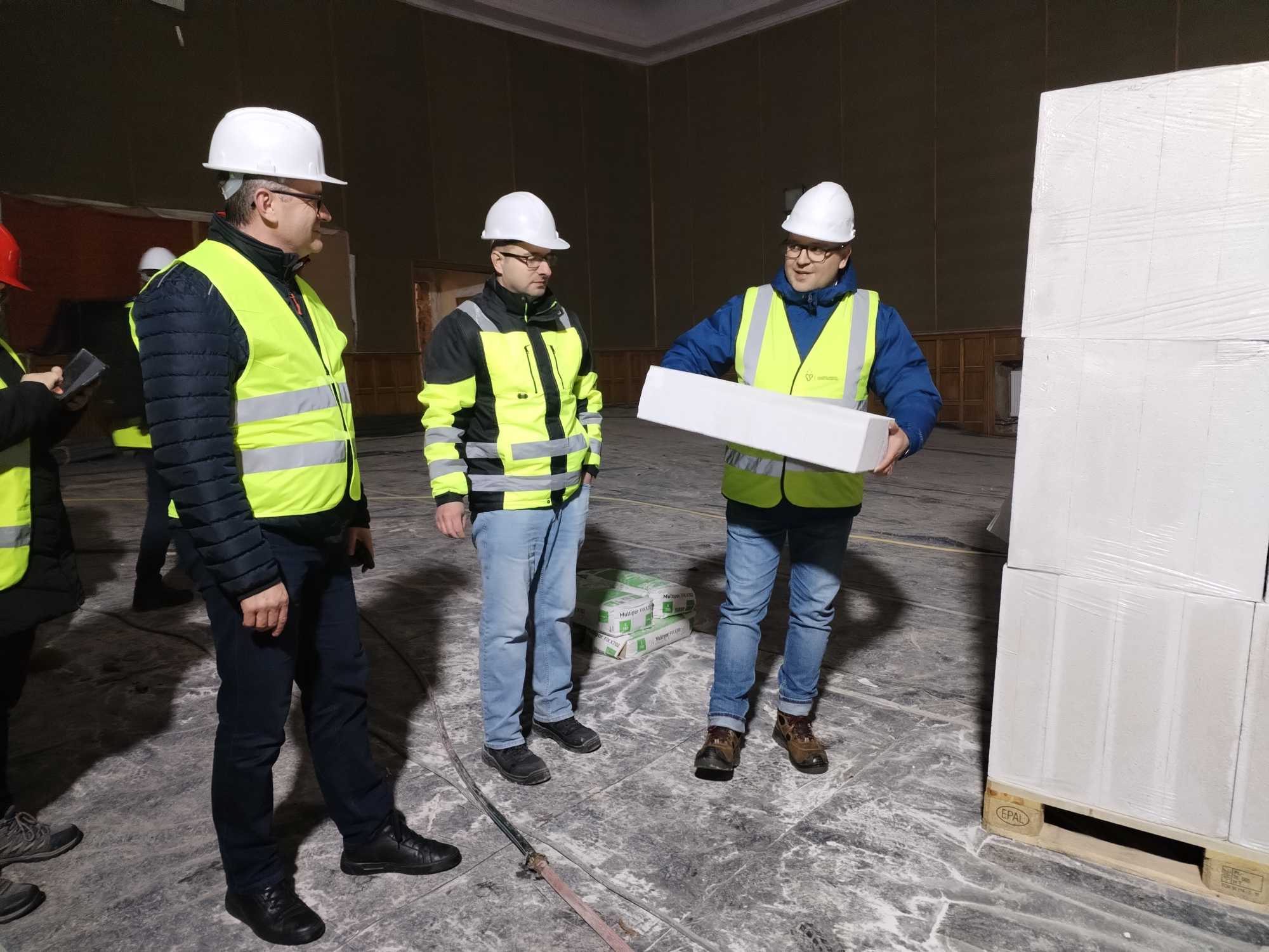 A legkorszerűbb anyagokat használják. 