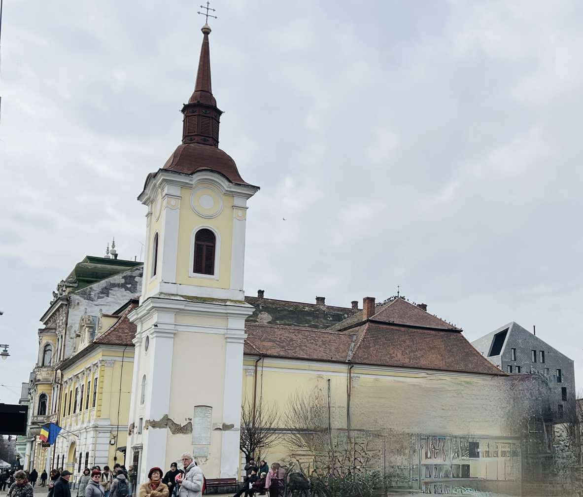 Marosvásárhely főterén álló barátok templomának tornya | Fotó: Rákóczi Kinga