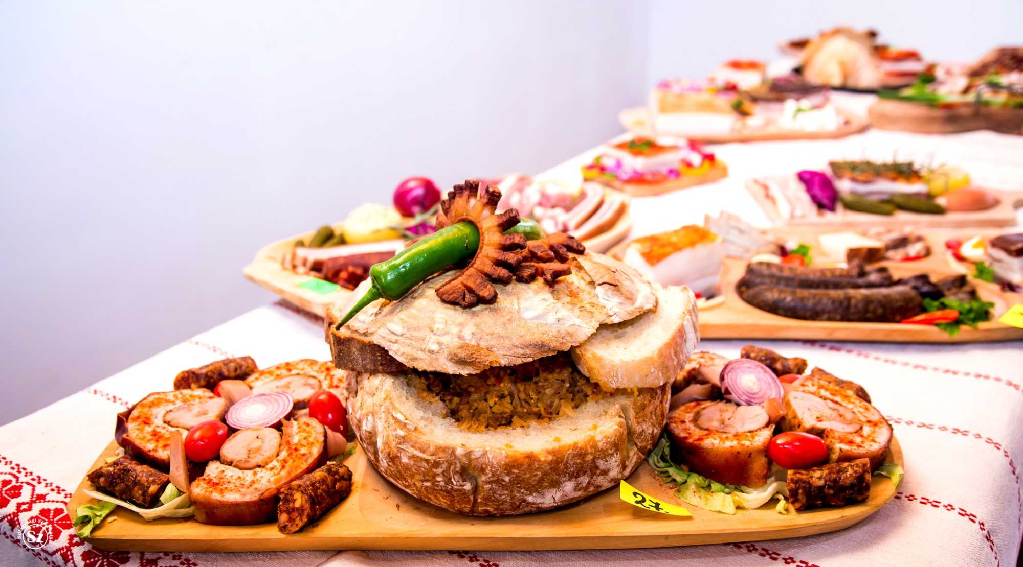 Ínycsiklandó volt a kínálat | Fotó: Kulcsár Mária